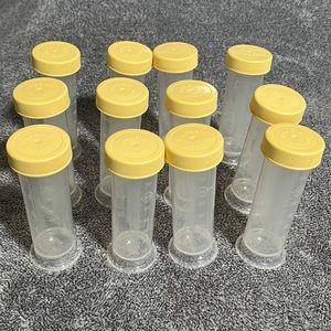 Medela breastmilk freezing & storage 80 ml container